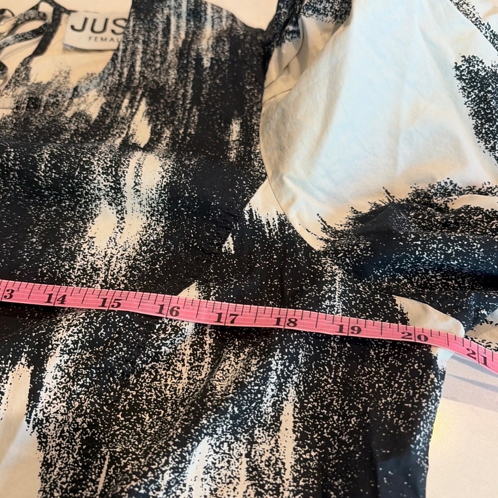 Just Female Blouse Women 38 Black White Abstract Puff Sleeve Scandi Minimalist - Picture 11 of 12